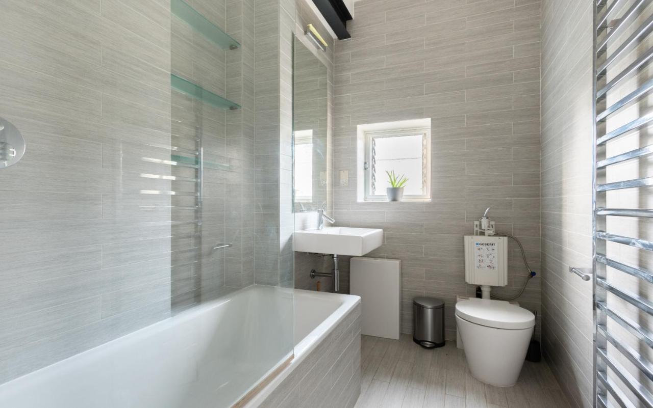 The Holland Park Escape - Modern & Central 2Bdr Flat Londen Buitenkant foto